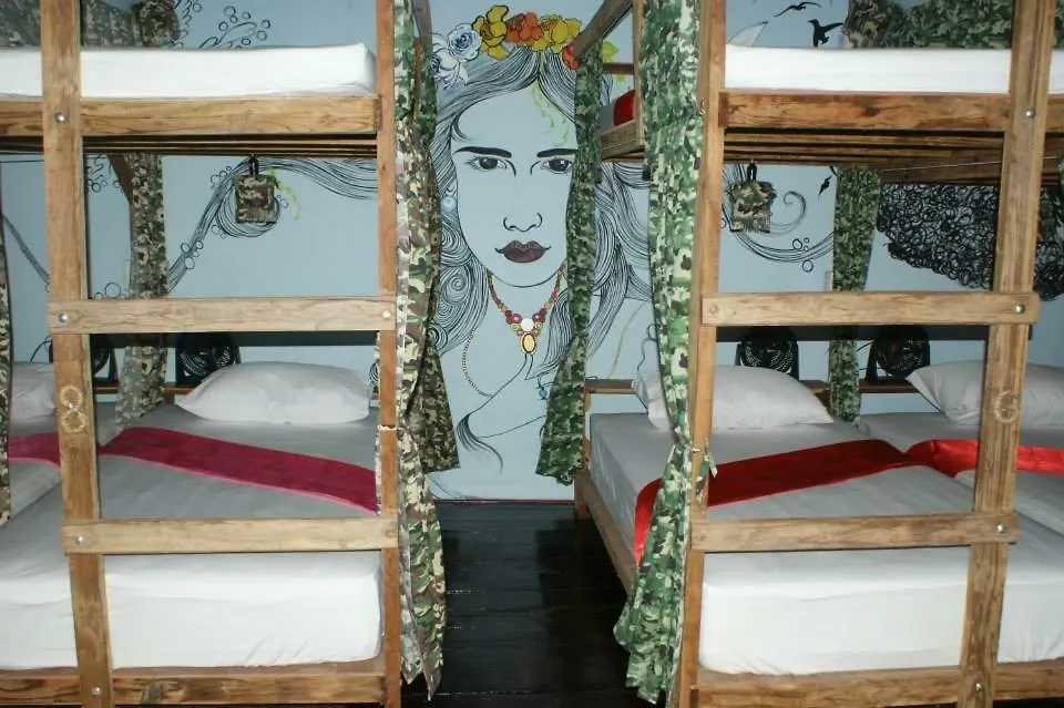 Peacock Hostel Koh Lanta Thailand